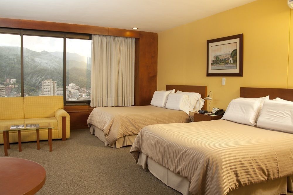 Torre De Plaza Hotel