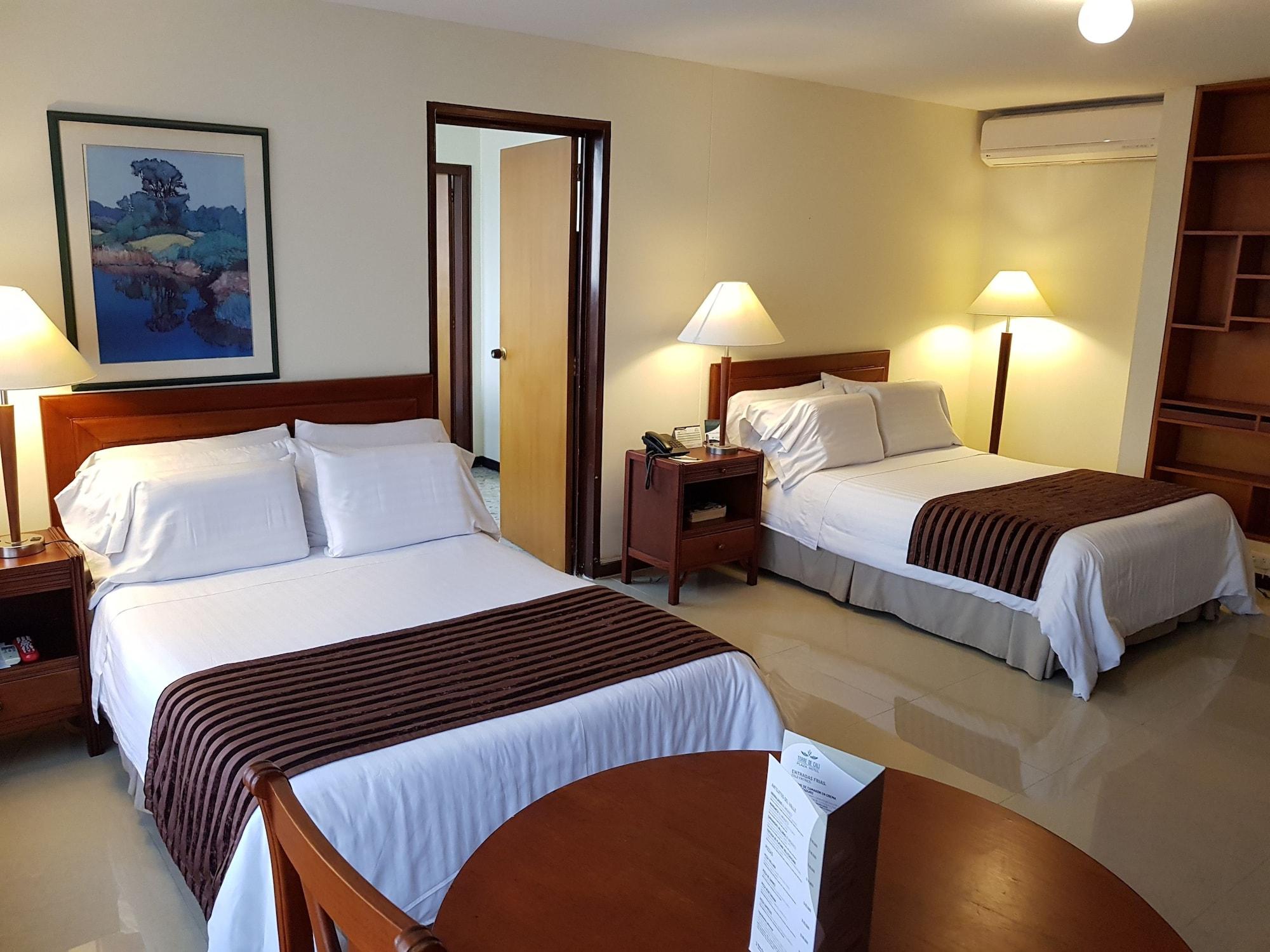 Torre De Plaza 4* Cali